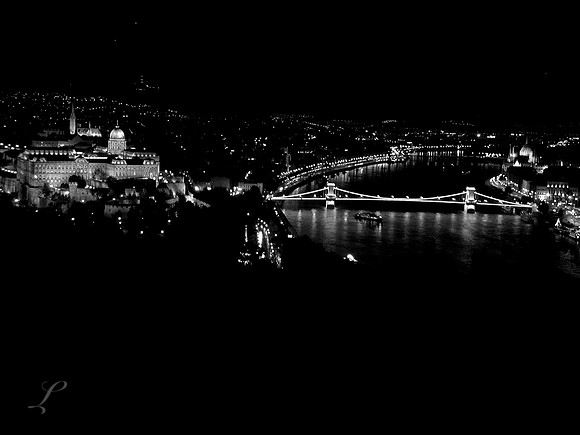 Budapest At Night, B&W