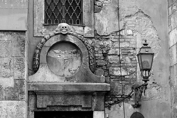 Budapest Church Scull Icon