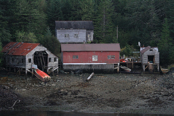 Alaska Fishing Home & Boats